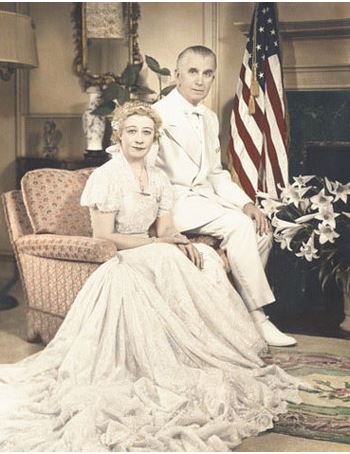 Guy y Edna Ballard, los inventores del culto a la llama violeta. 